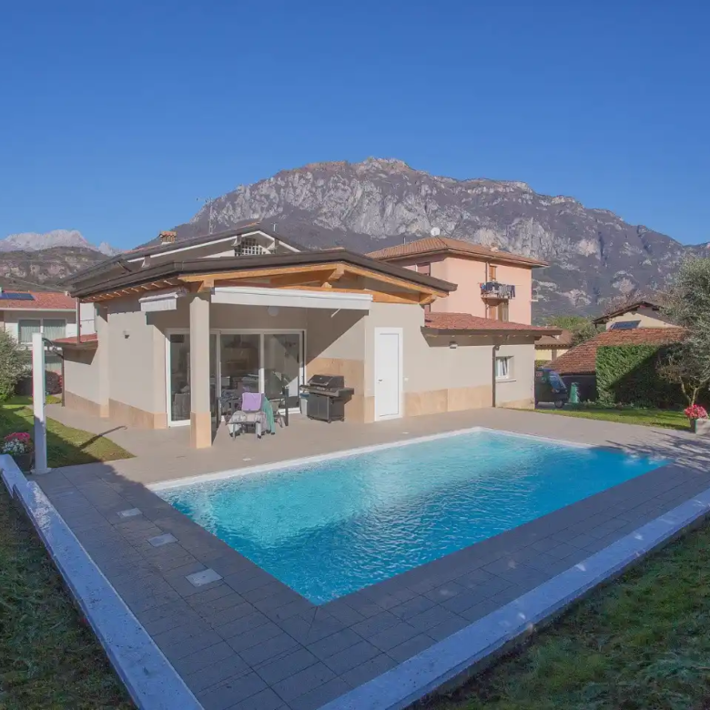 Flat in a Villa in Darfo Boario Terme (Pellalepre)