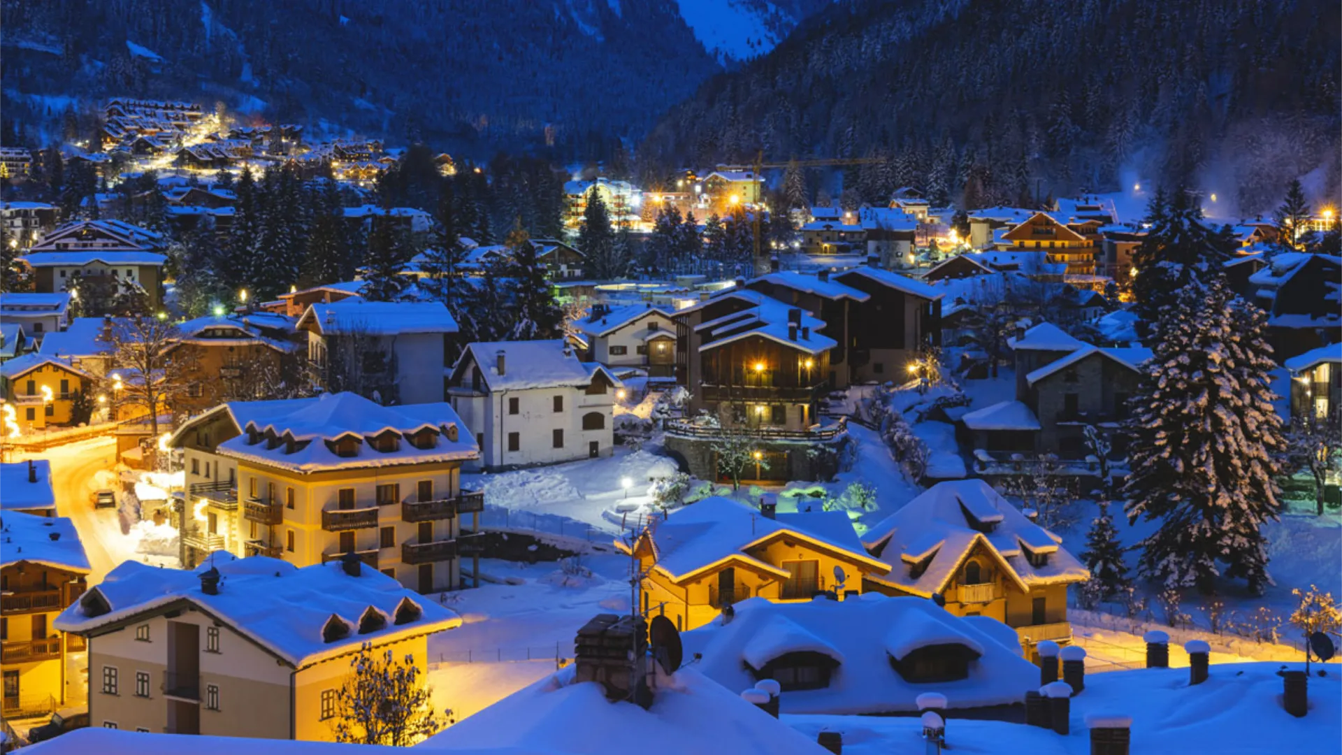 pontedilegno_GettyImages-1310240305_1200 Exclusive Duplex with Balcony and Private Wellness Area